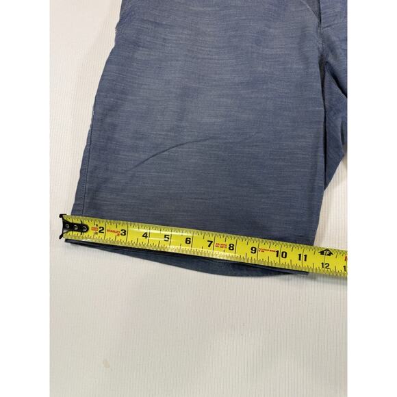 Banana Republic Aiden Shorts Men 34 Blue Chambray Flat Front - Picture 4 of 8